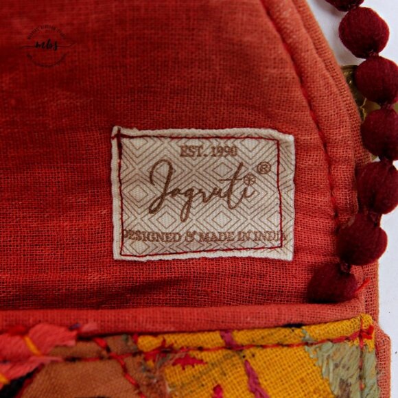 NWT Jogruti Embroidered Patchword Crossbody Bag - Picture 13 of 14